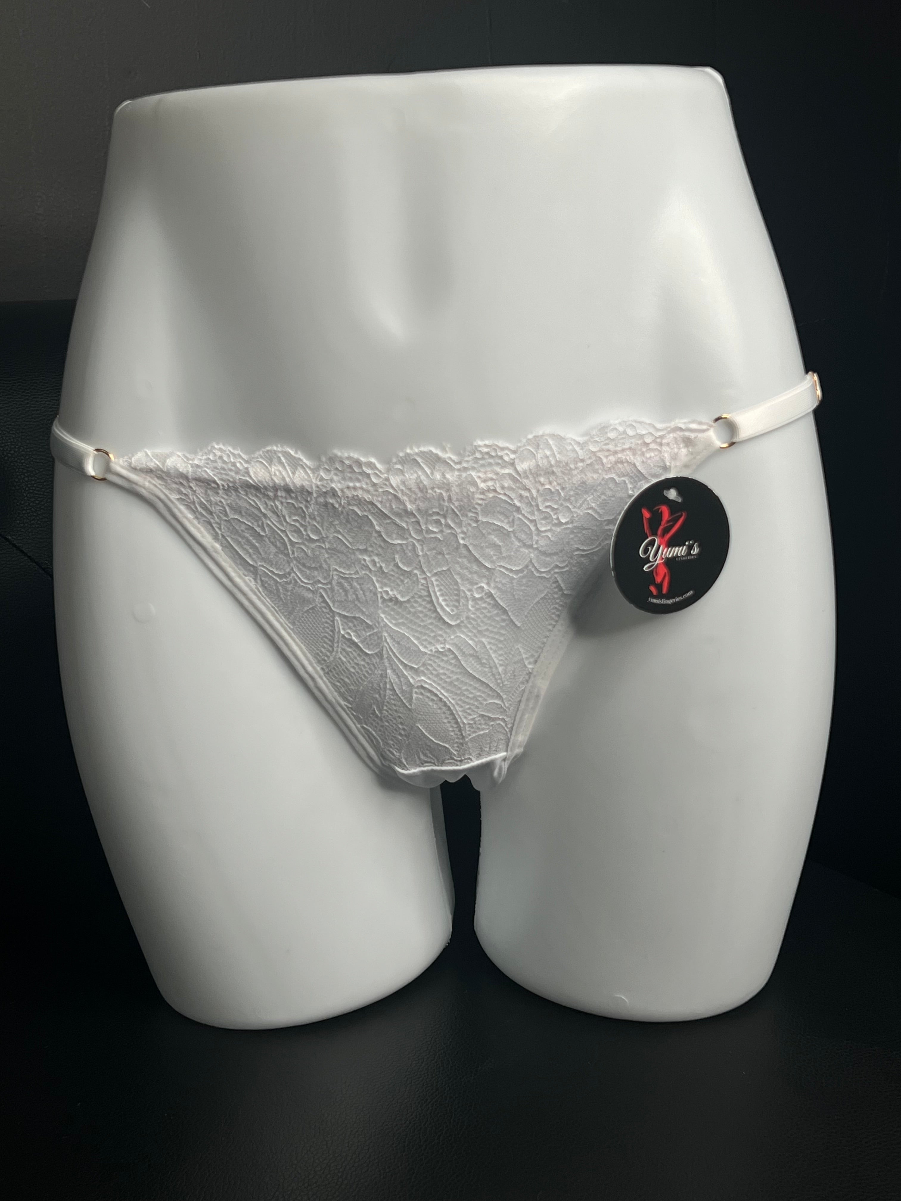 Calcinha Sarah - Regulagem com renda na frente e fio duplo atrás