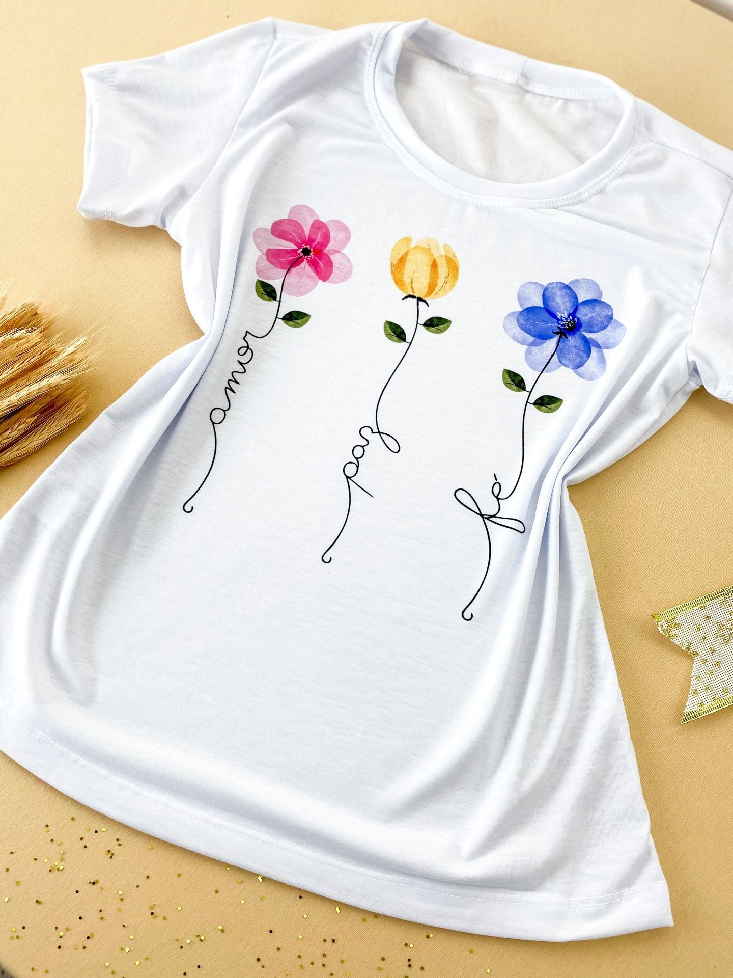 T-shirt Flores Amor, Paz, Fé