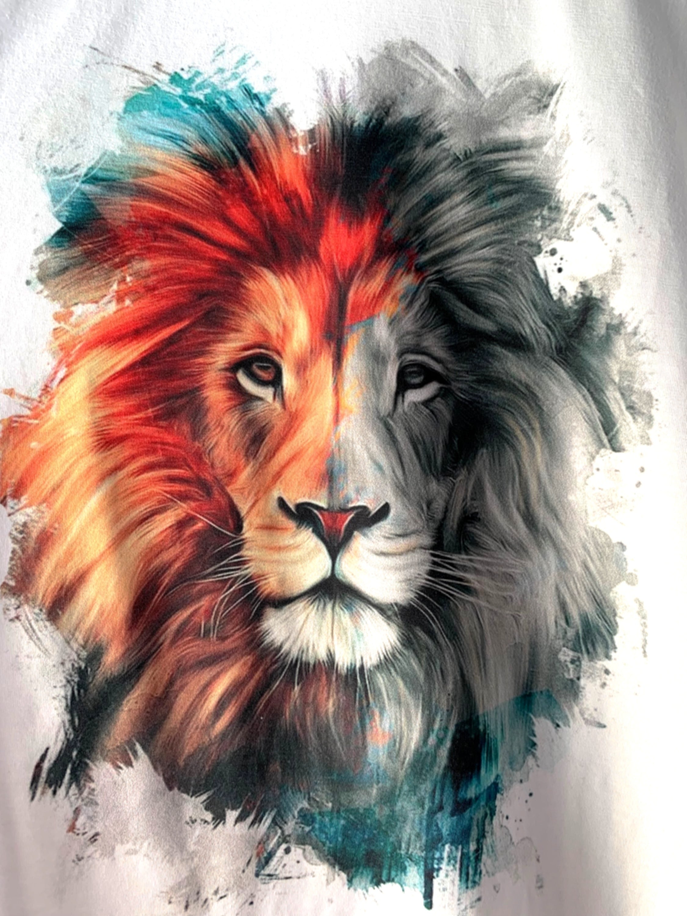 T-shirt Leão Colorido