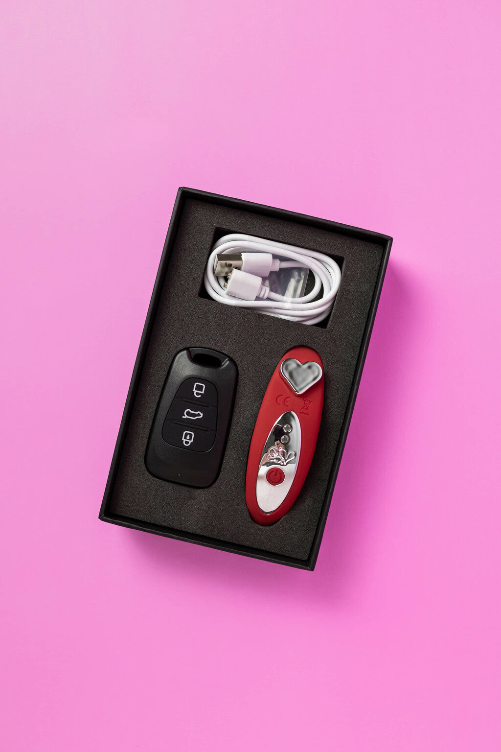Cherry - Calcinha Vibratória com controle de carro e APP à distância